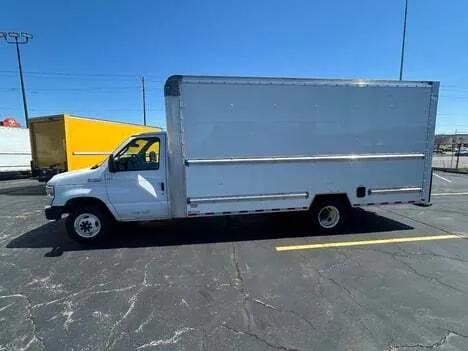 ford e-series cutaway 2022 1FDWE3FN8NDC08915 image ford e-series cutaway 2022 1FDWE3FN8NDC08915 image